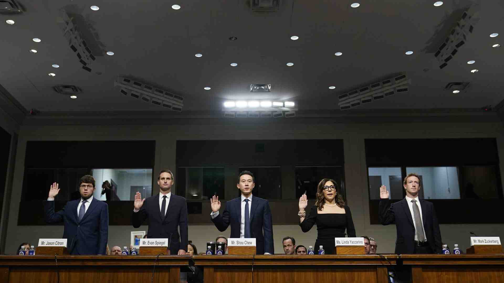 I social a processo negli Stati Uniti per i danni ai minorenni