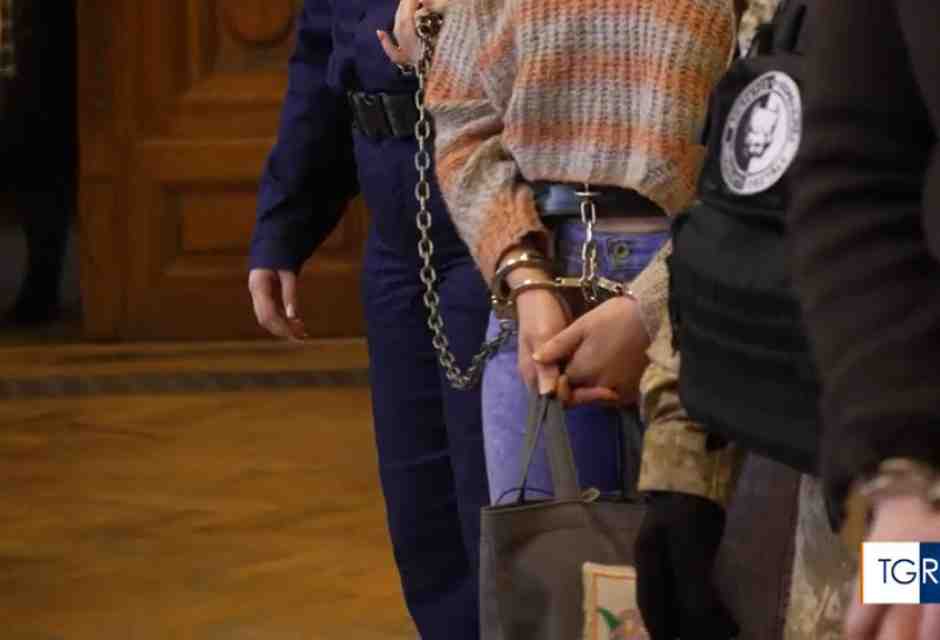 Il privilegio di avere ancora le mani e i ricordi