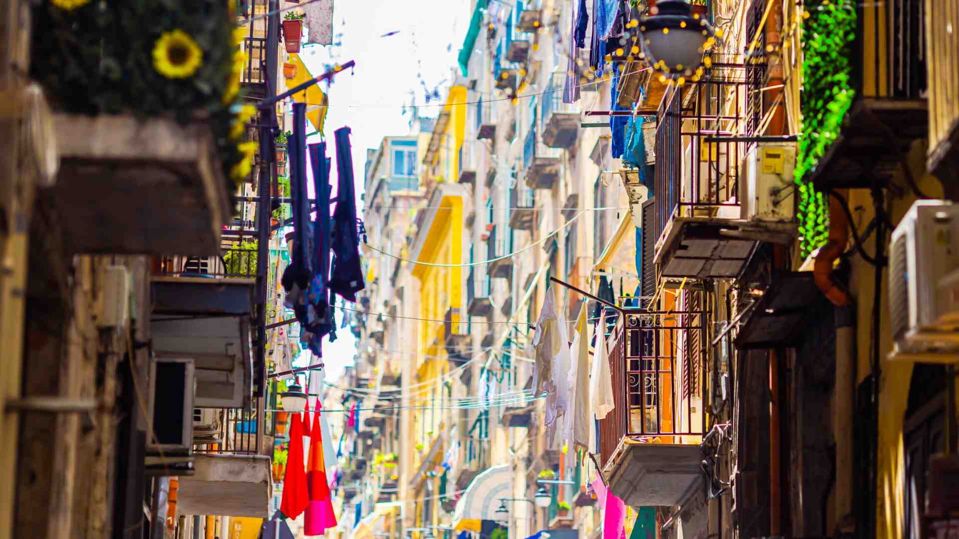 La resistenza dei femminielli che non vogliono finire nel calderone Lgbtq+