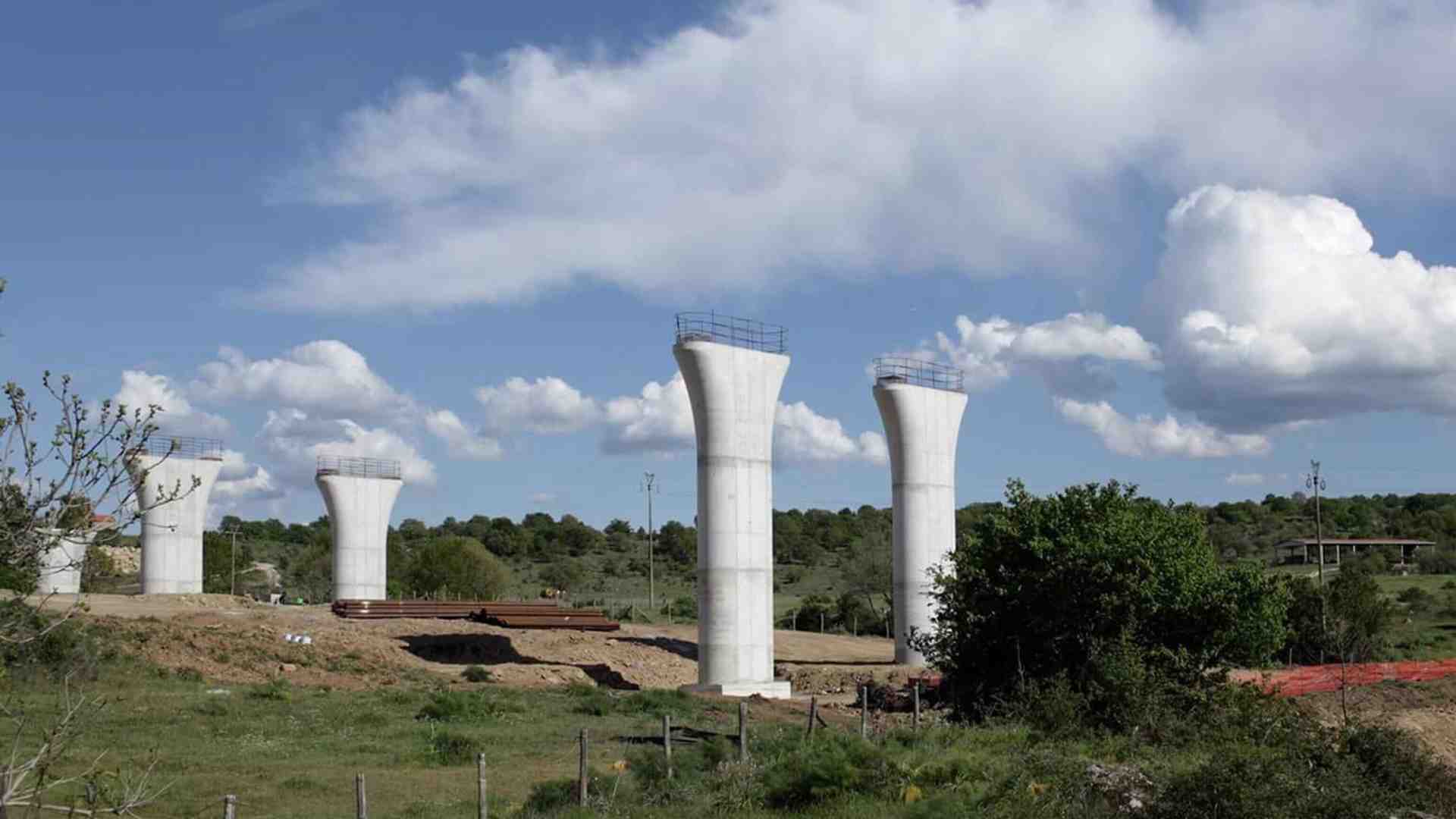 Quei maledetti quindici chilometri: perché non siamo un paese per infrastrutture