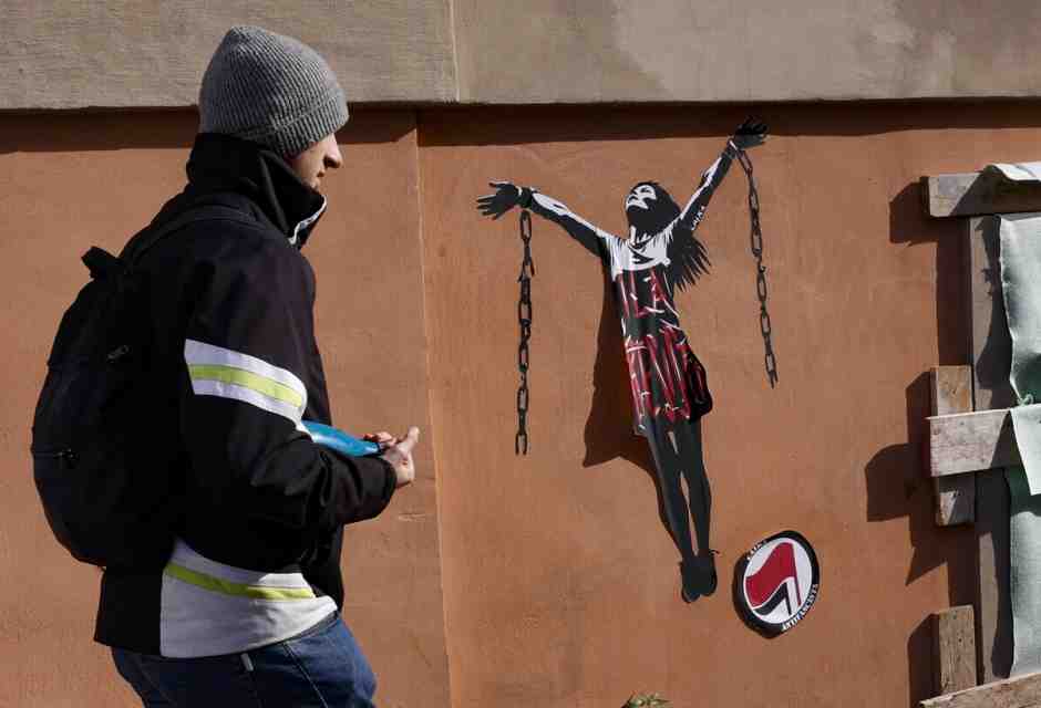 Due gogne, due misure. Il caso Ilaria Salis e la giustizia in Italia