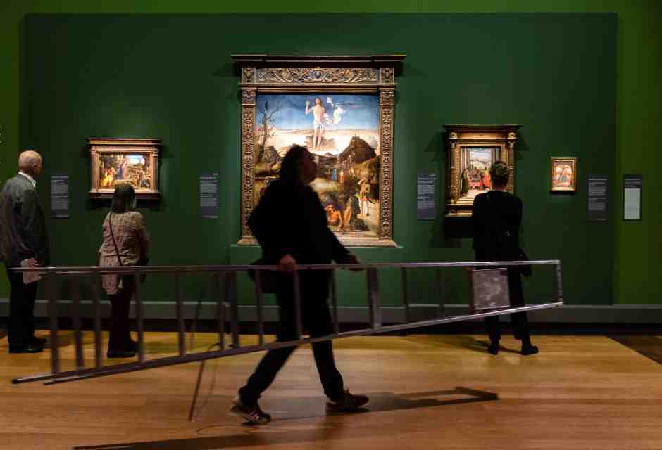 Vince chi la spara più grossa. I paradossi della creatività contemporanea, in un libro