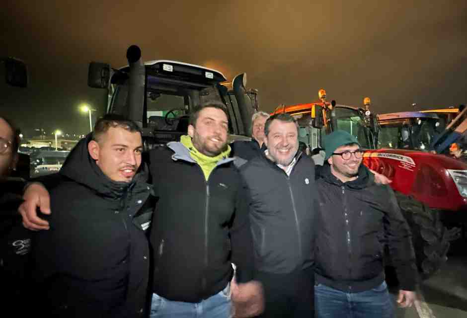 Il leghista Romeo le canta a Meloni: “Giorgia, sull’agricoltura il governo ha sbagliato”