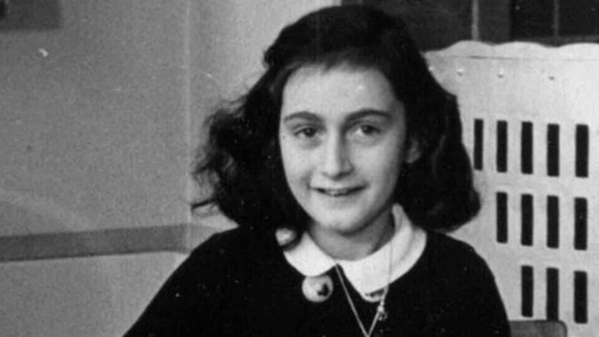 Di chi è Anne Frank? Di se stessa e della letteratura. Indagine di Lola Lafon
