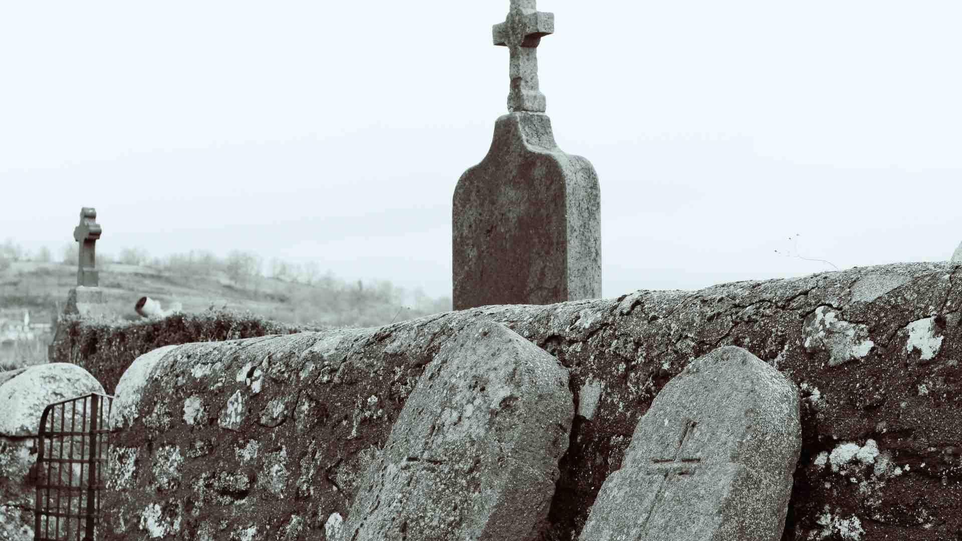 Antichi ritrovamenti di personaggi illustri del passato