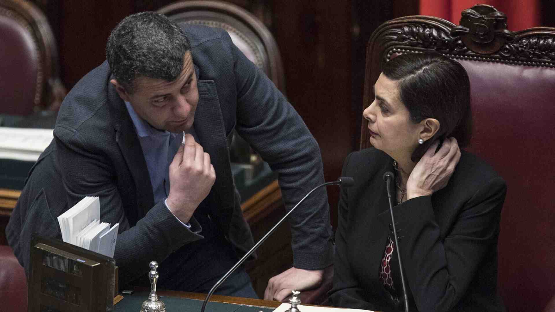 I pacifisti del Pd in guerra con se stessi