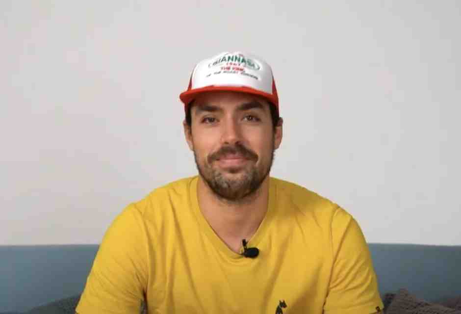 Calenda pesca da Instagram la sua carta per le europee: il fondatore di Will