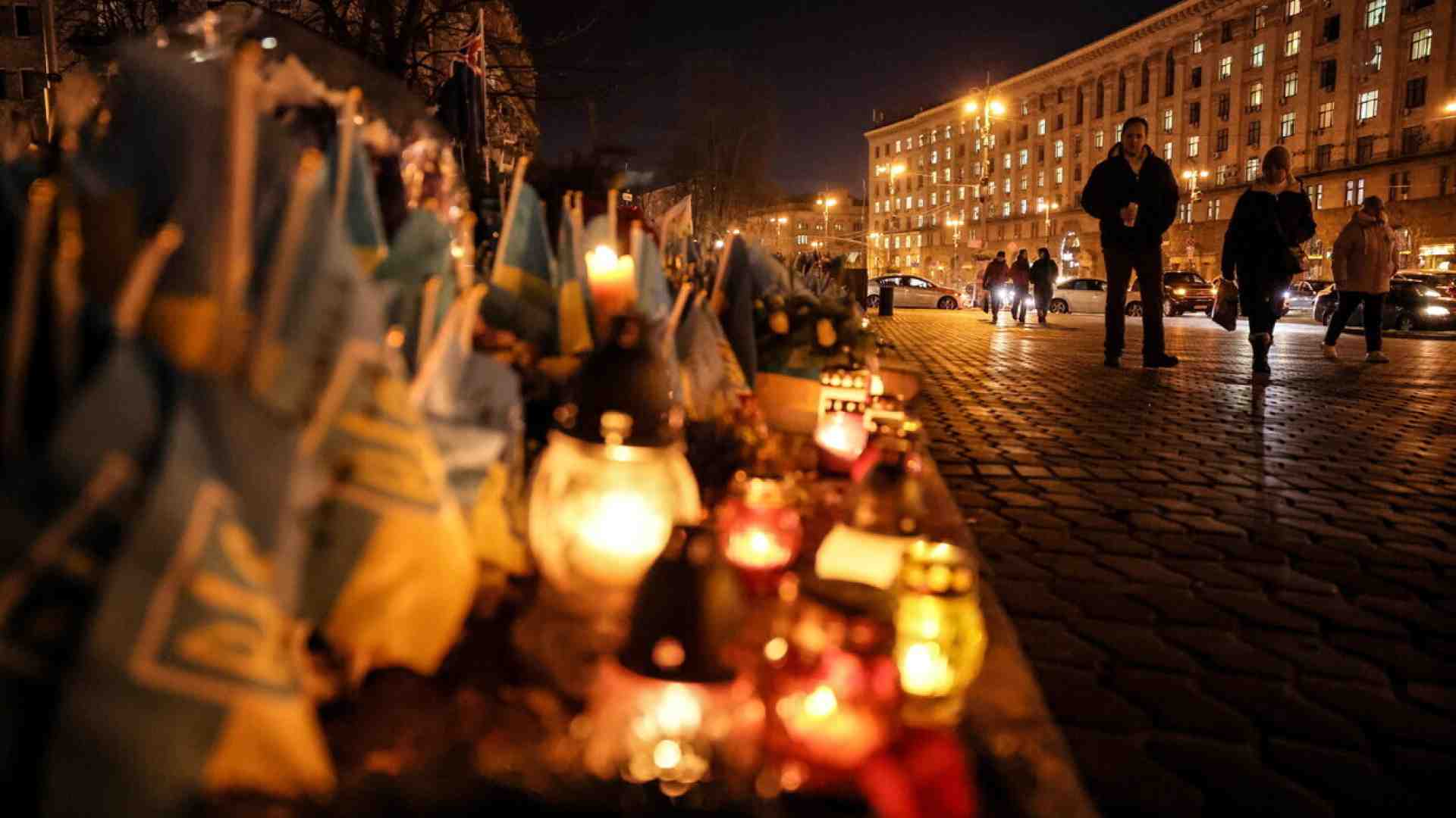 Contarsi e ricontarsi a Kyiv, tra le proteste sparute a sostegno di Zaluzhny