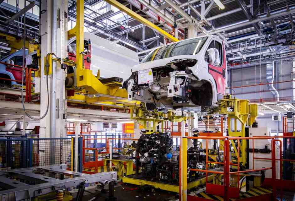 Non sottovalutate l’Italia. Ma l’Italia non sottovaluti i danni fatti dai governi che continuano a perdere treni