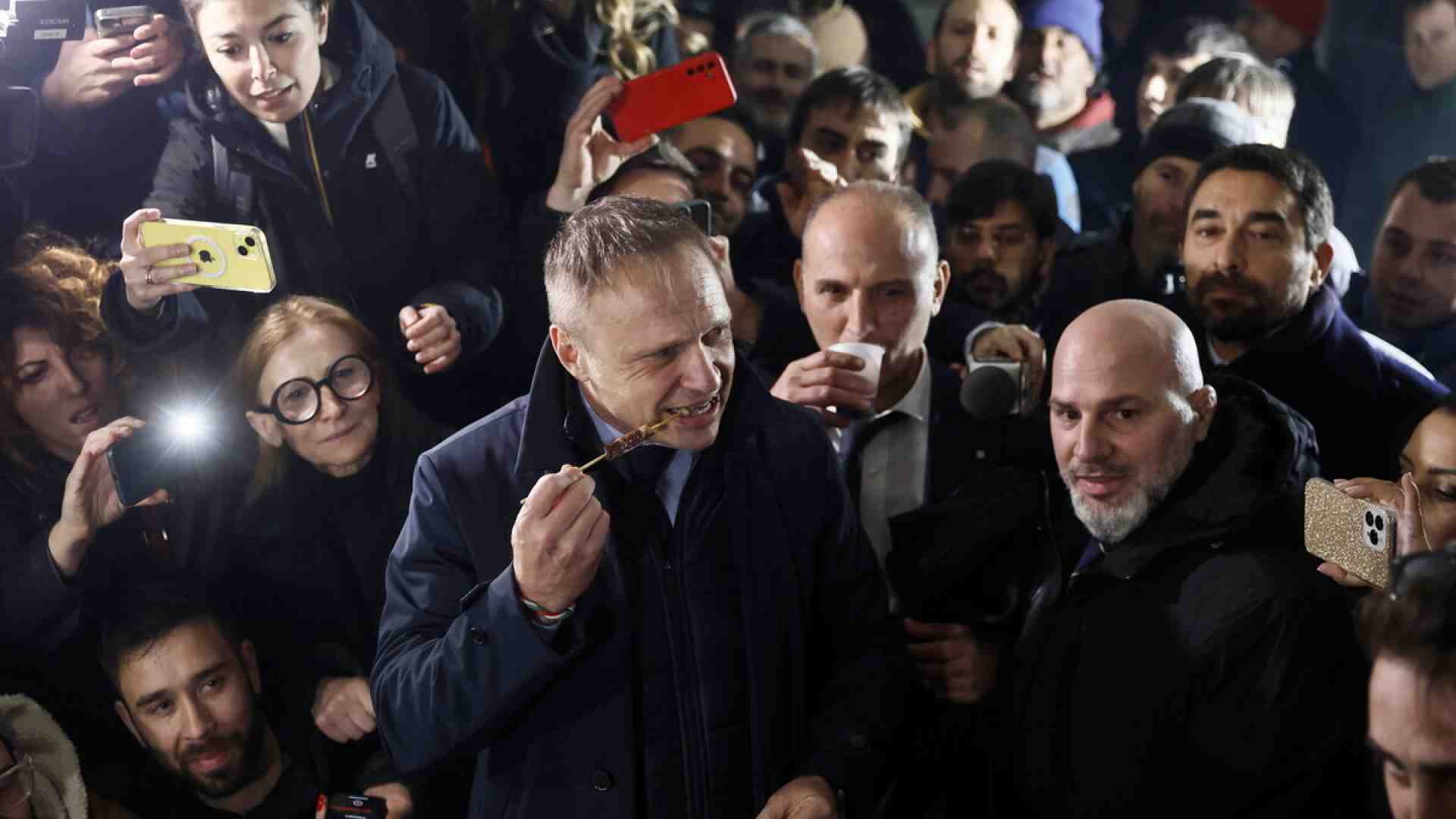 La peste suina avanza e il governo litiga sull'Irpef. Cospirazioni, falle. È già a Parma