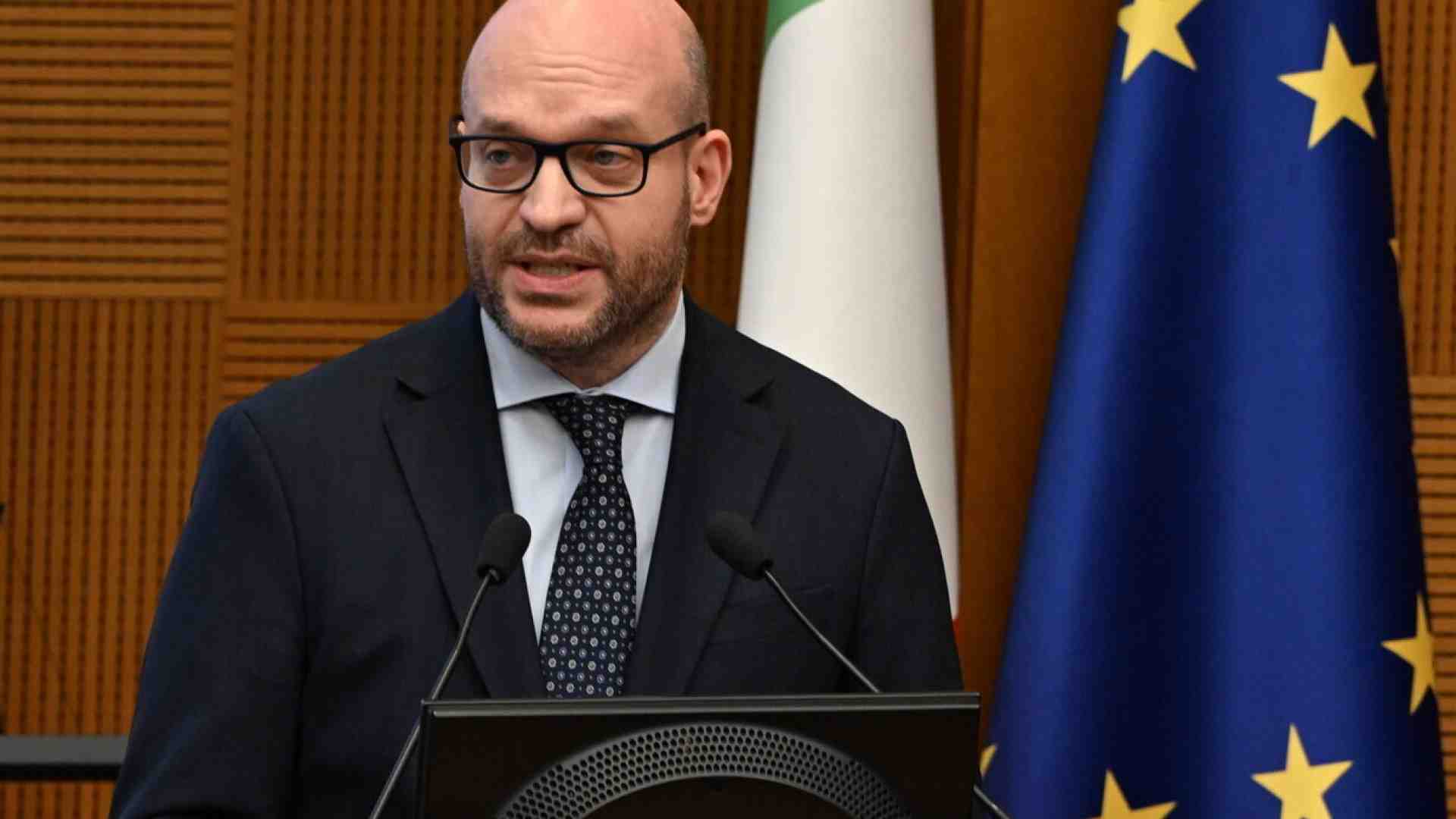 Morte di Navalny, il presidente della Camera Fontana: "Profonda amarezza. Spero venga fatta chiarezza"