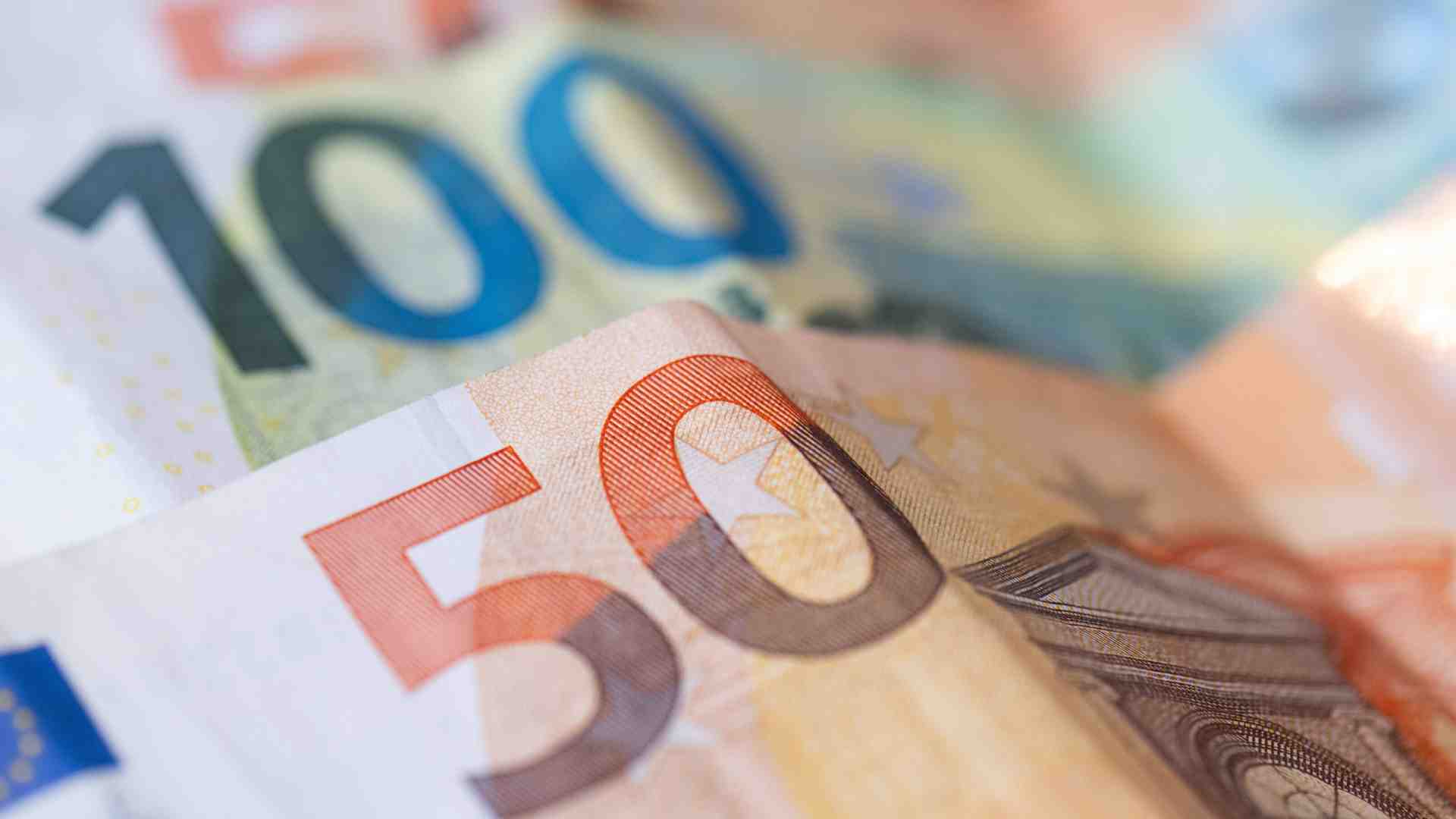 Come il debito pubblico spiazza la Borsa a colpi di agevolazioni