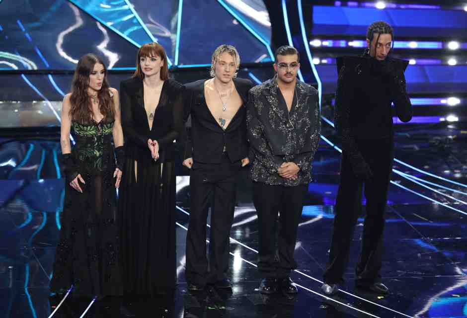 Tensioni, divisioni e controversie al Festival di Sanremo. Meglio così