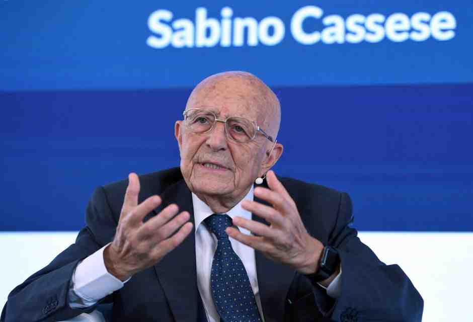 Ottimismo e razionalità nel libro di Sabino Cassese, ricettario di riforme necessarie al paese