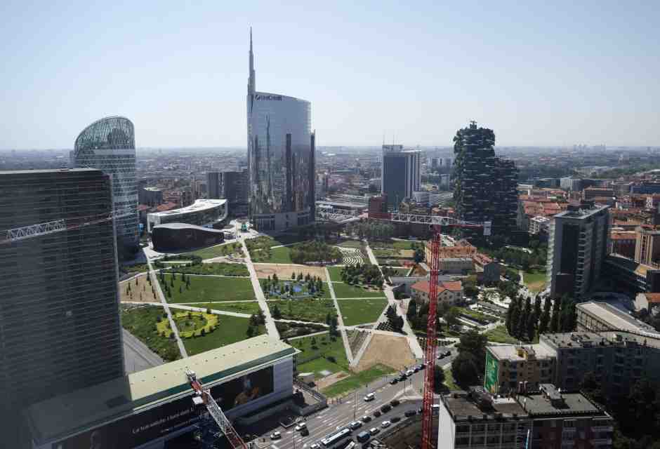 Senza vento le polveri sahariane si concentrano su Milano, ma è già iniziata la corsa all’allarmismo