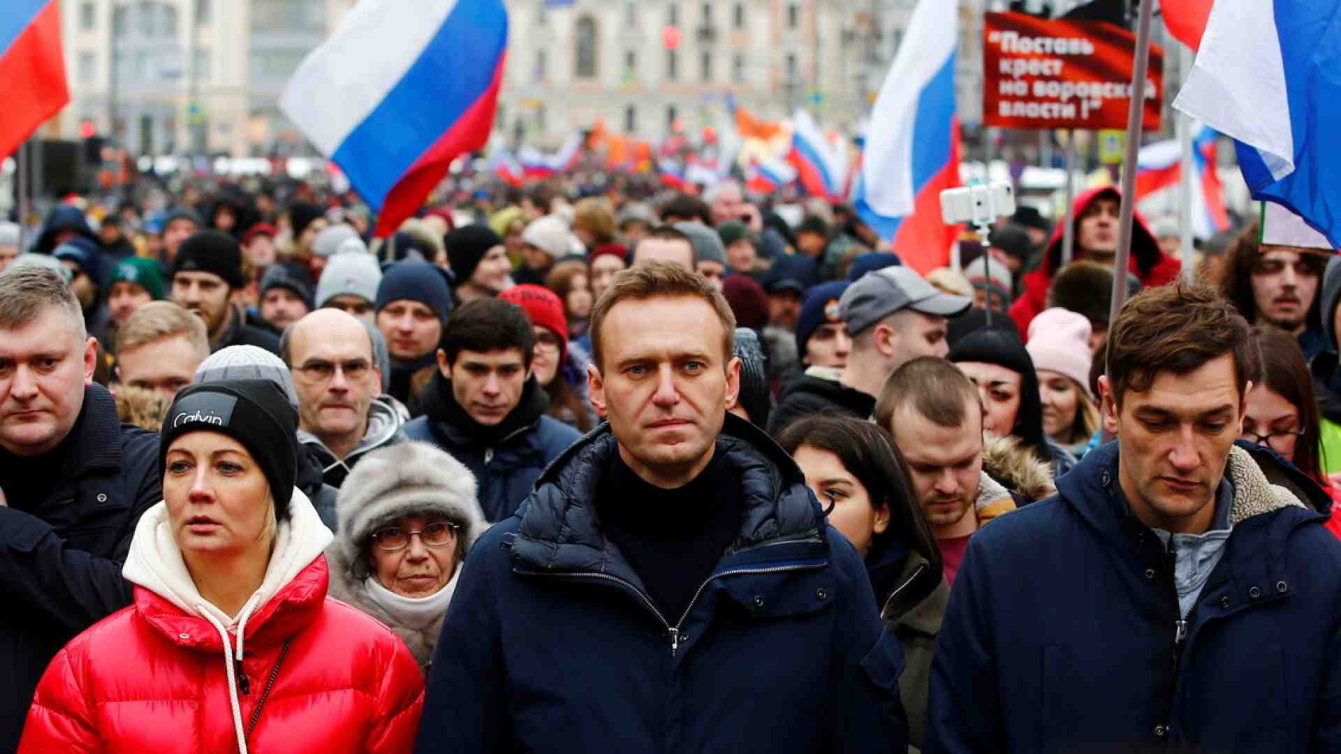 Anne Applebaum ci dice che il navalnysmo continuerà e ricorda: il putinismo in occidente è minoranza
