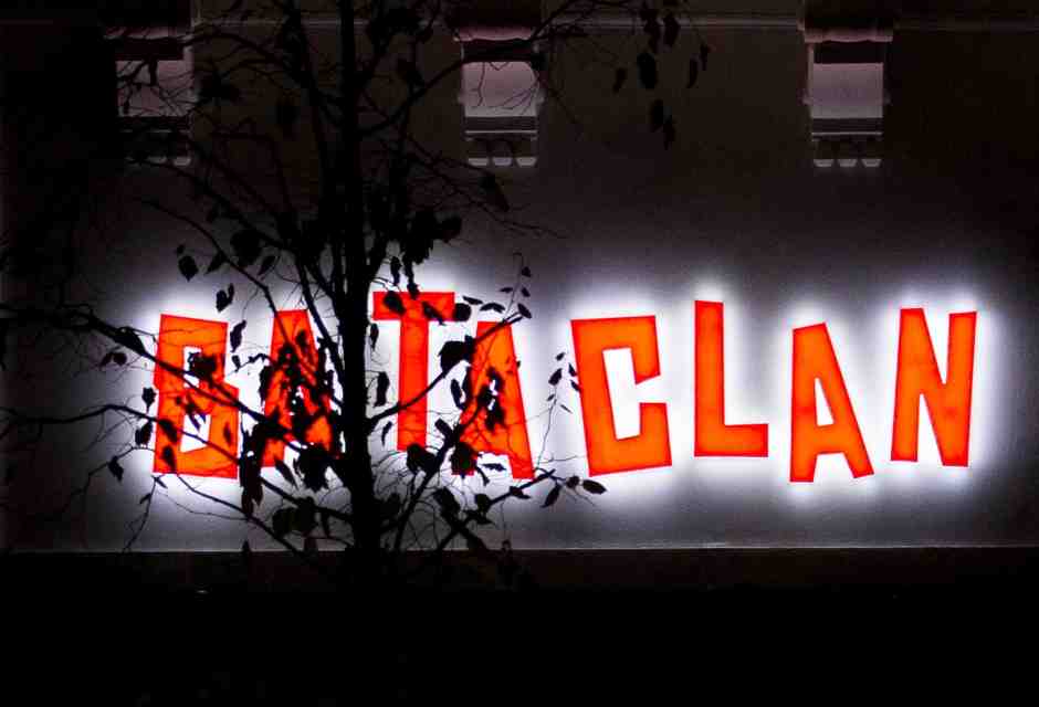 Lo spettacolo antisemita al teatro Bataclan di Parigi