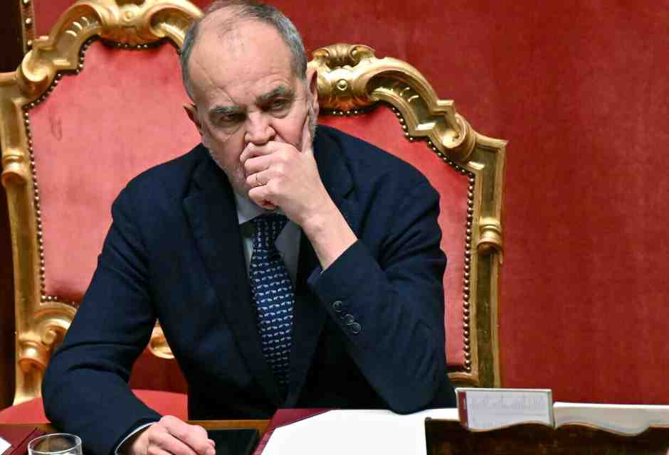 L'ultimatum di Calderoli sul terzo mandato: "Non può esserci il limite. O facciamo come il M5s"