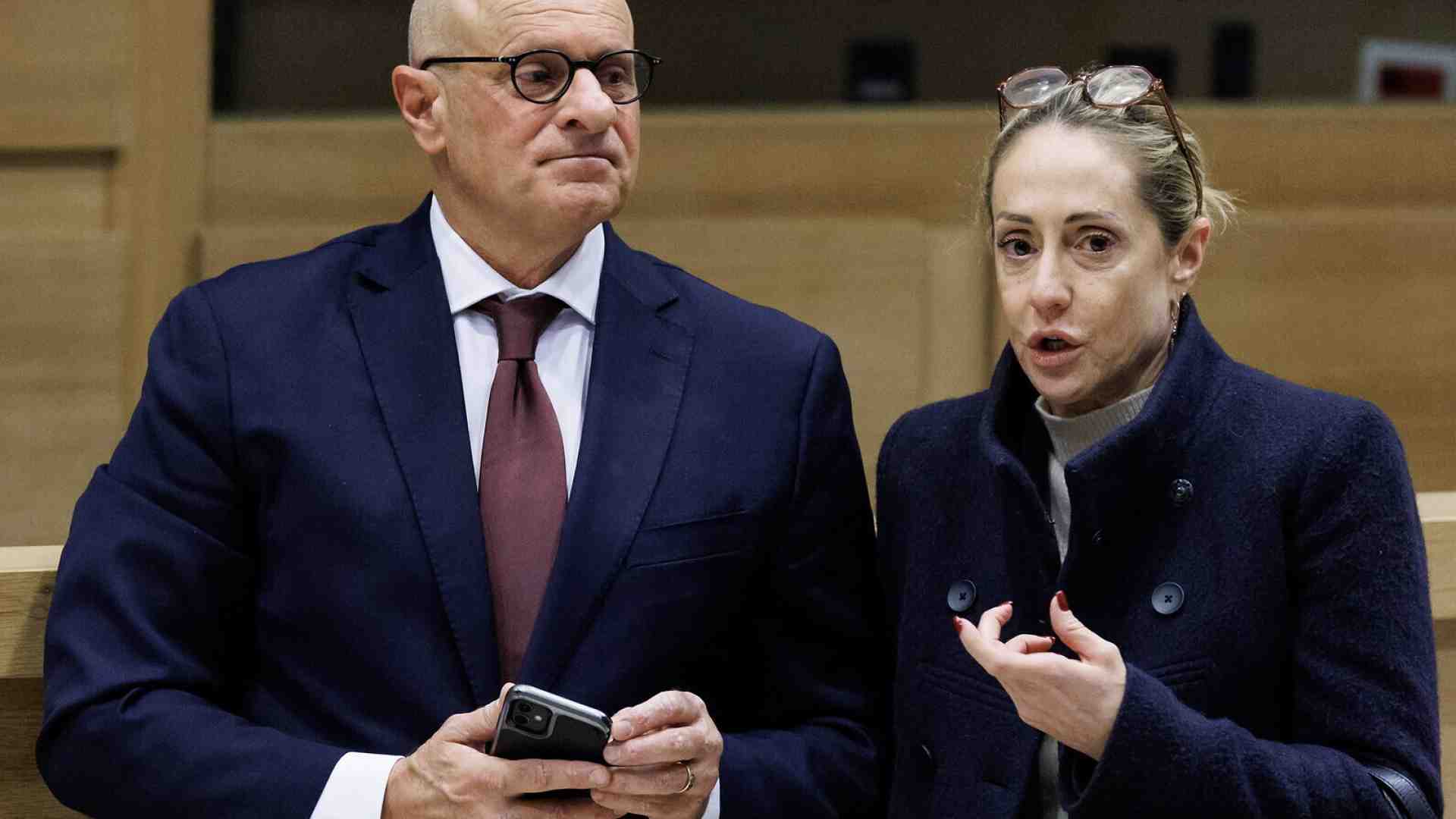 Le idi di Marzo di FdI. Il congresso di Roma per Meloni è peggio di un G7. E c'è pure un (altro) cognato