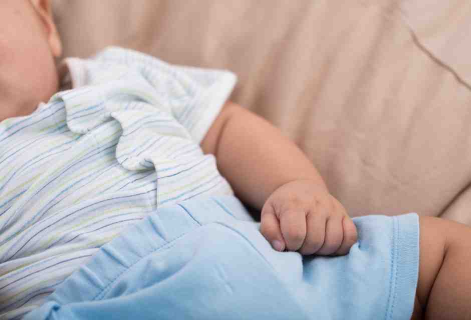 Aumentano patologie genitali e della crescita tra i bambini, ci dice un medico