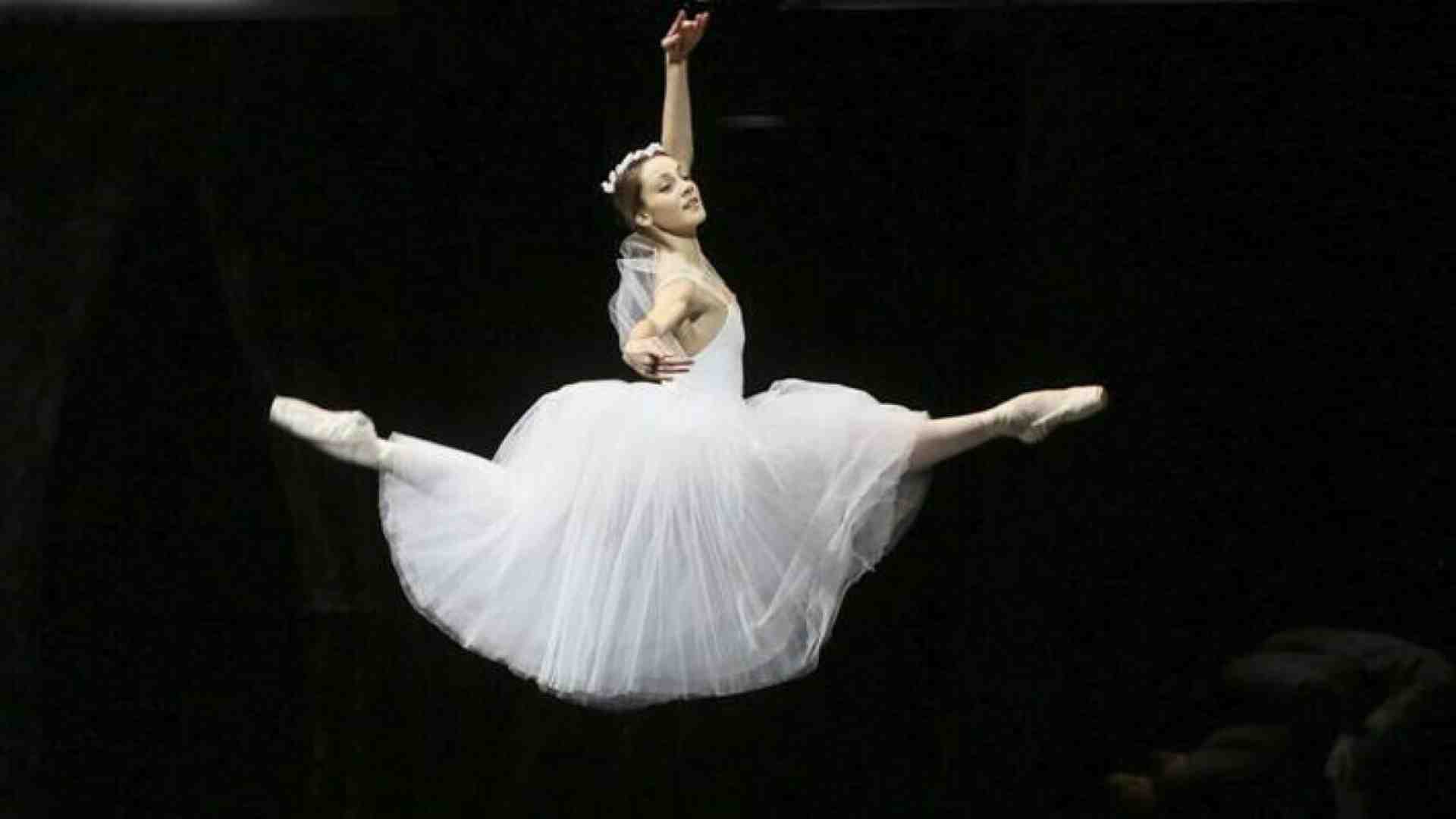 Nicoletta Manni, étoile alla Scala di Milano: “La danza è una scoperta di ogni giorno”