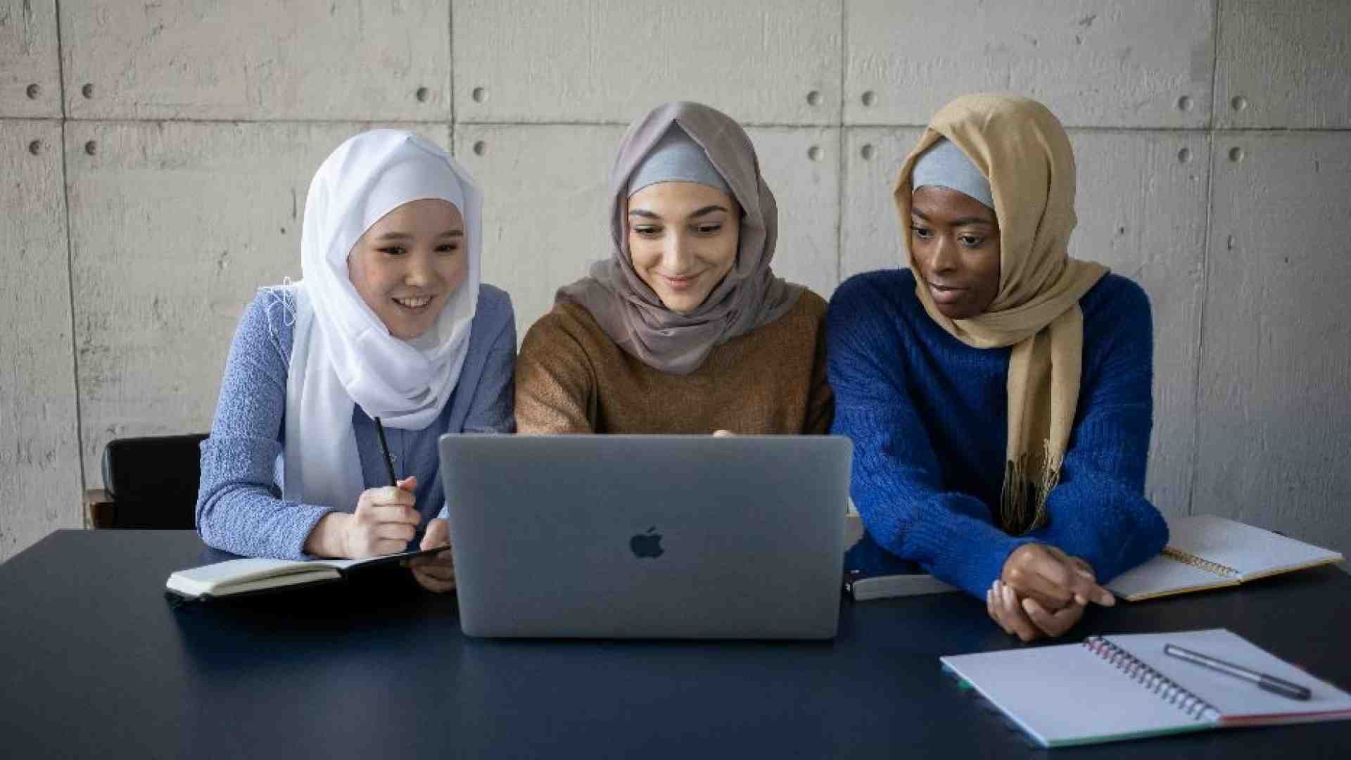 Velo e nudismo: non bisogna criticare, ma chiedere