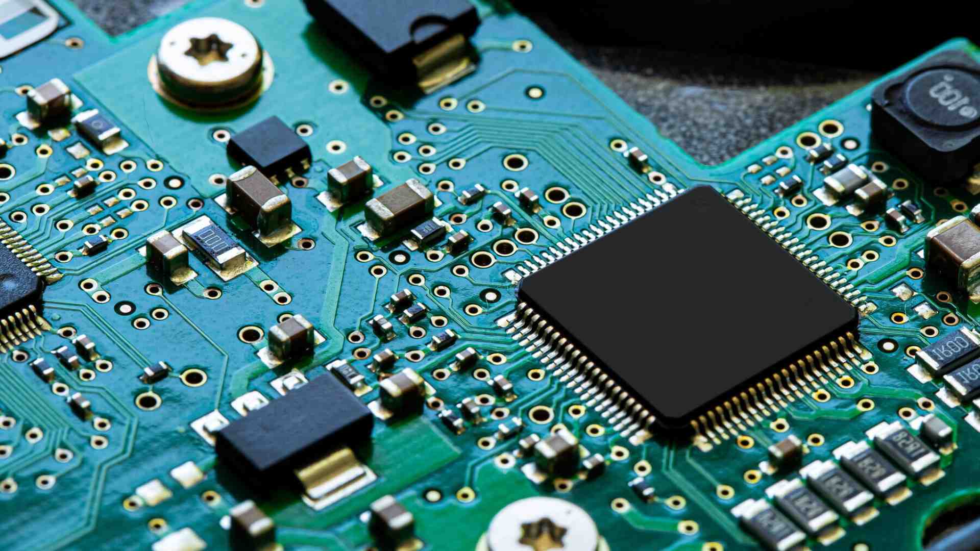 Così la Cina aggira le sanzioni americane usando i chip a buon mercato