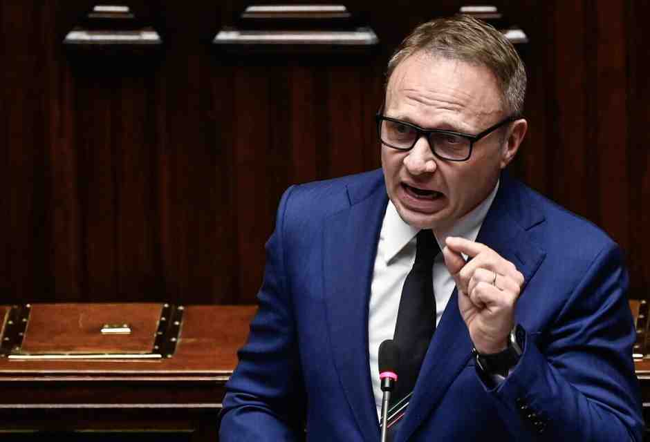 Lollobrigida s’incarta nel meat sounding