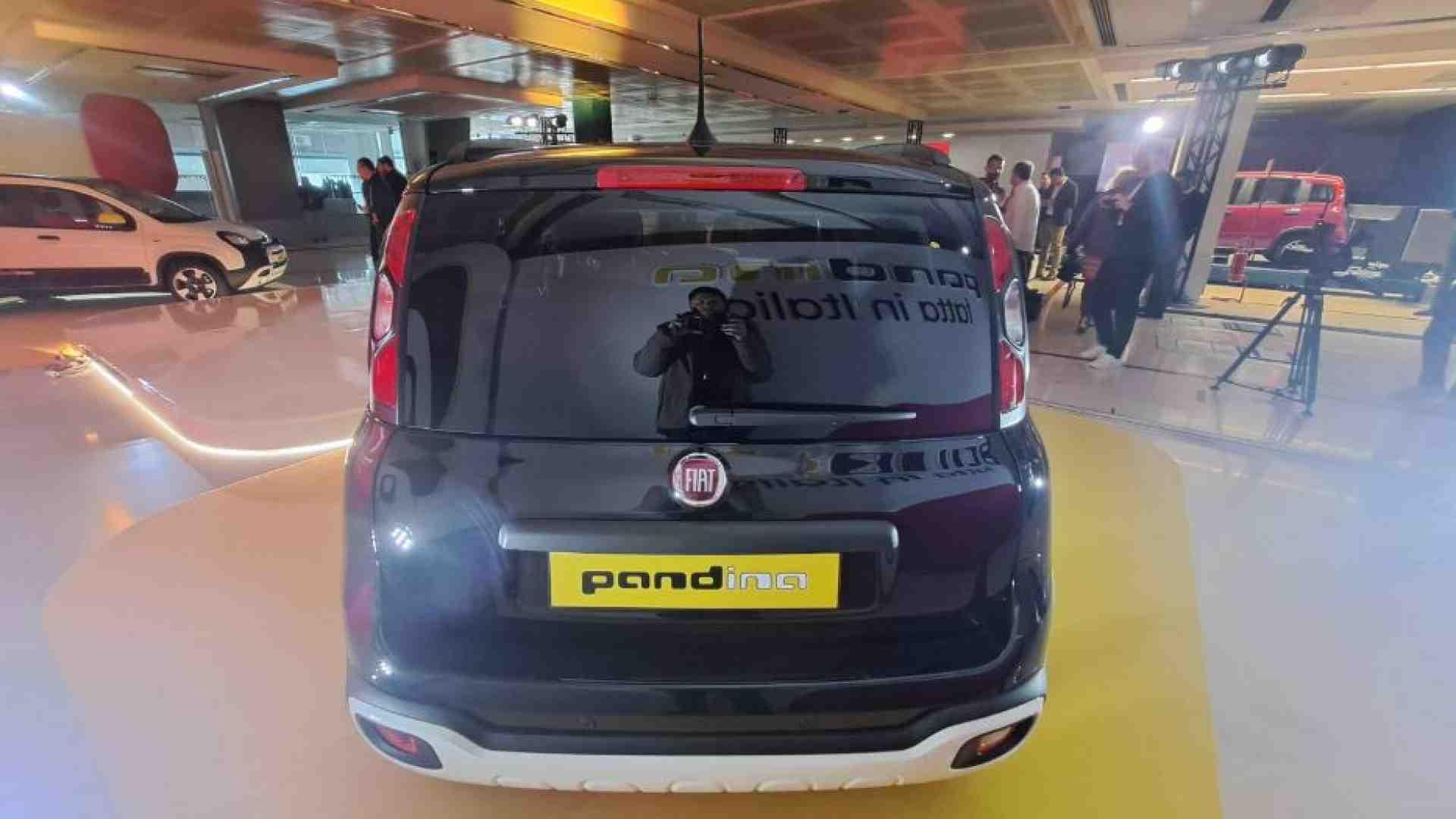 Stellantis farà la Panda a Pomigliano fino al 2027