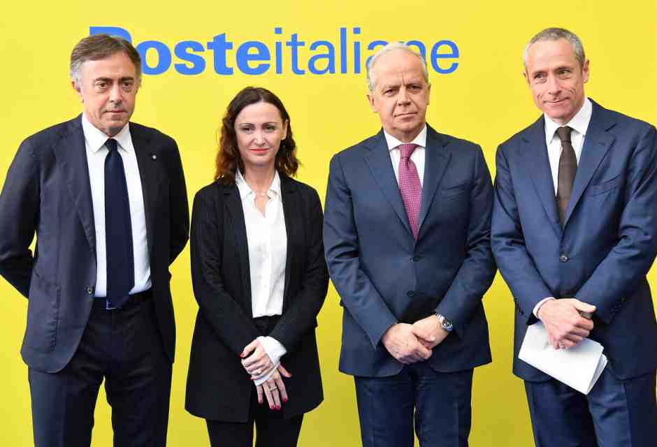 Da oggi il passaporto si potrà richiedere alle Poste: ecco il progetto Polis