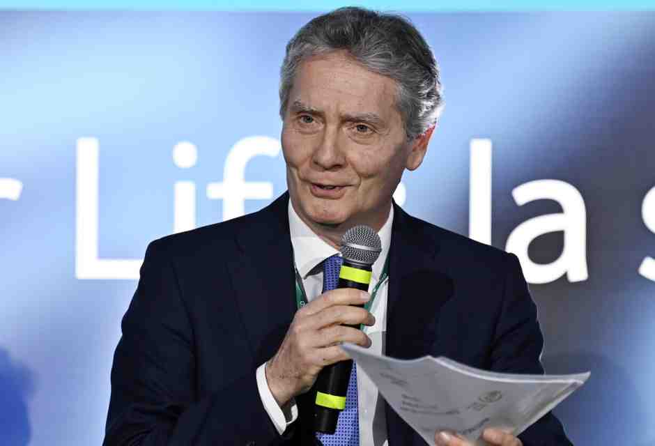 Ragionier Mazzotta che fa, lascia?