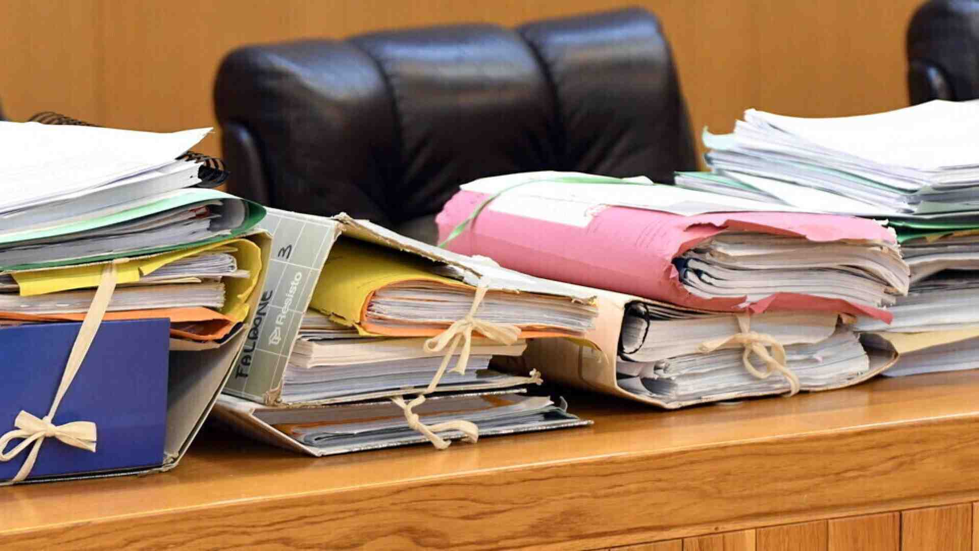 Il dibattito farlocco sul giornalismo da dossieraggio