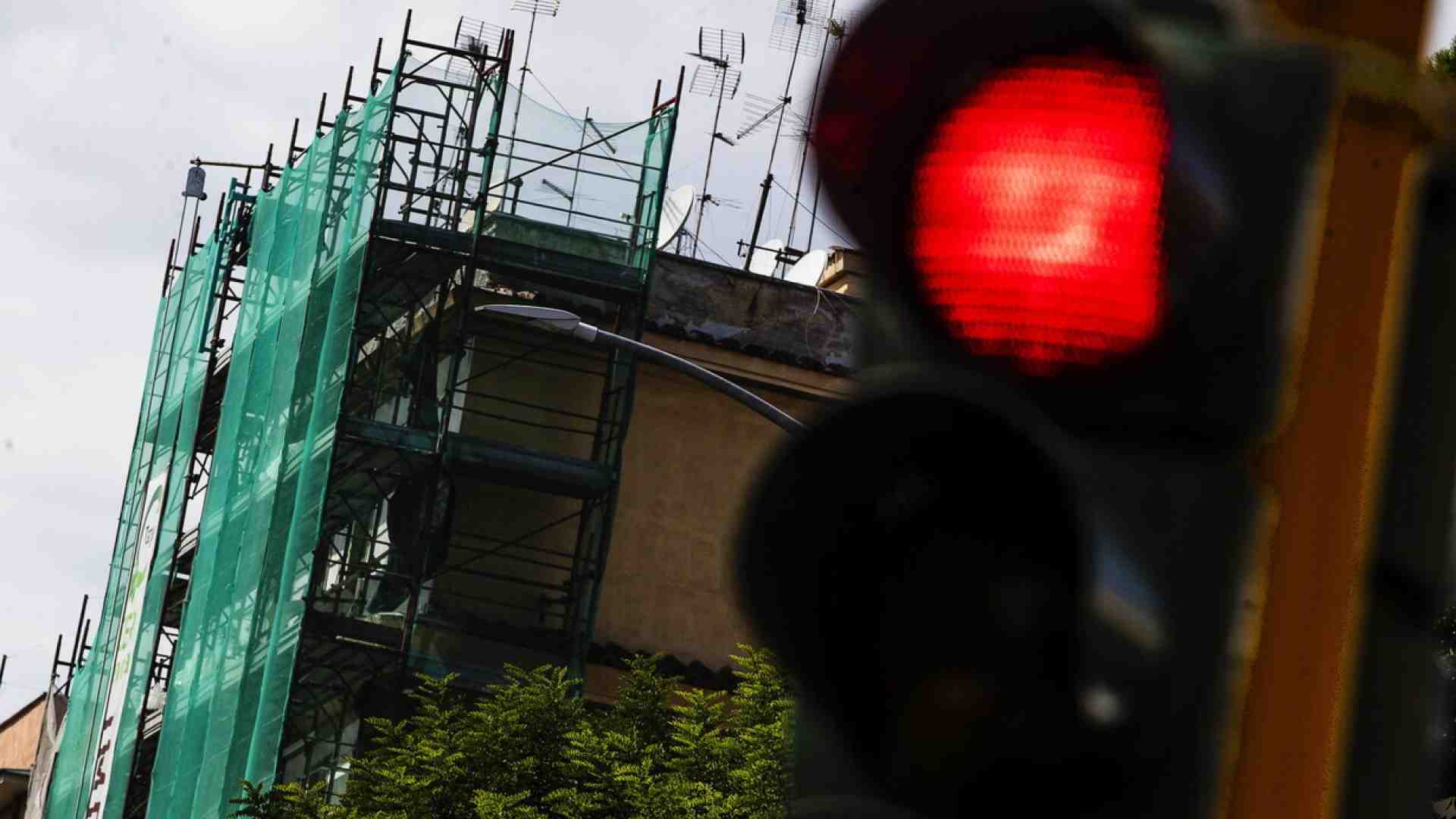 Bloccare subito il Superbonus e pensare a un’alternativa