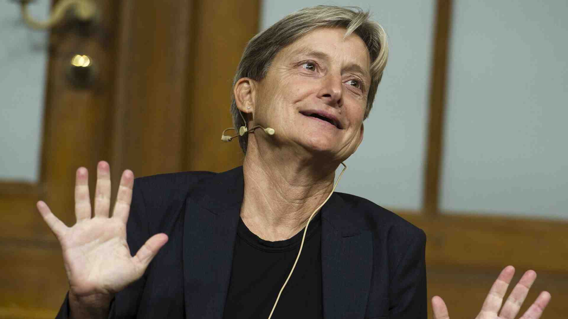 La “resistenza” ammantata di Lenin ma a braccetto con D’Annunzio