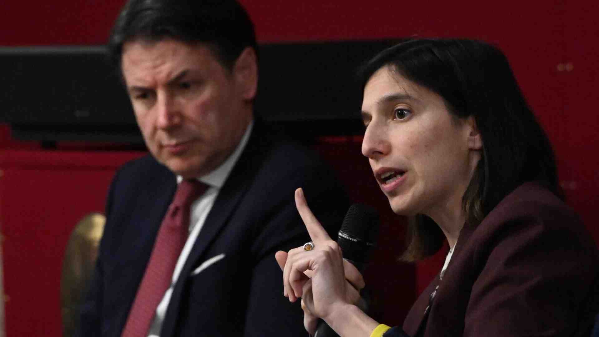 In Abruzzo tonfo del M5S, Conte: "Risultato modesto". Schlein rilancia: "Abbiamo riaperto la partita"