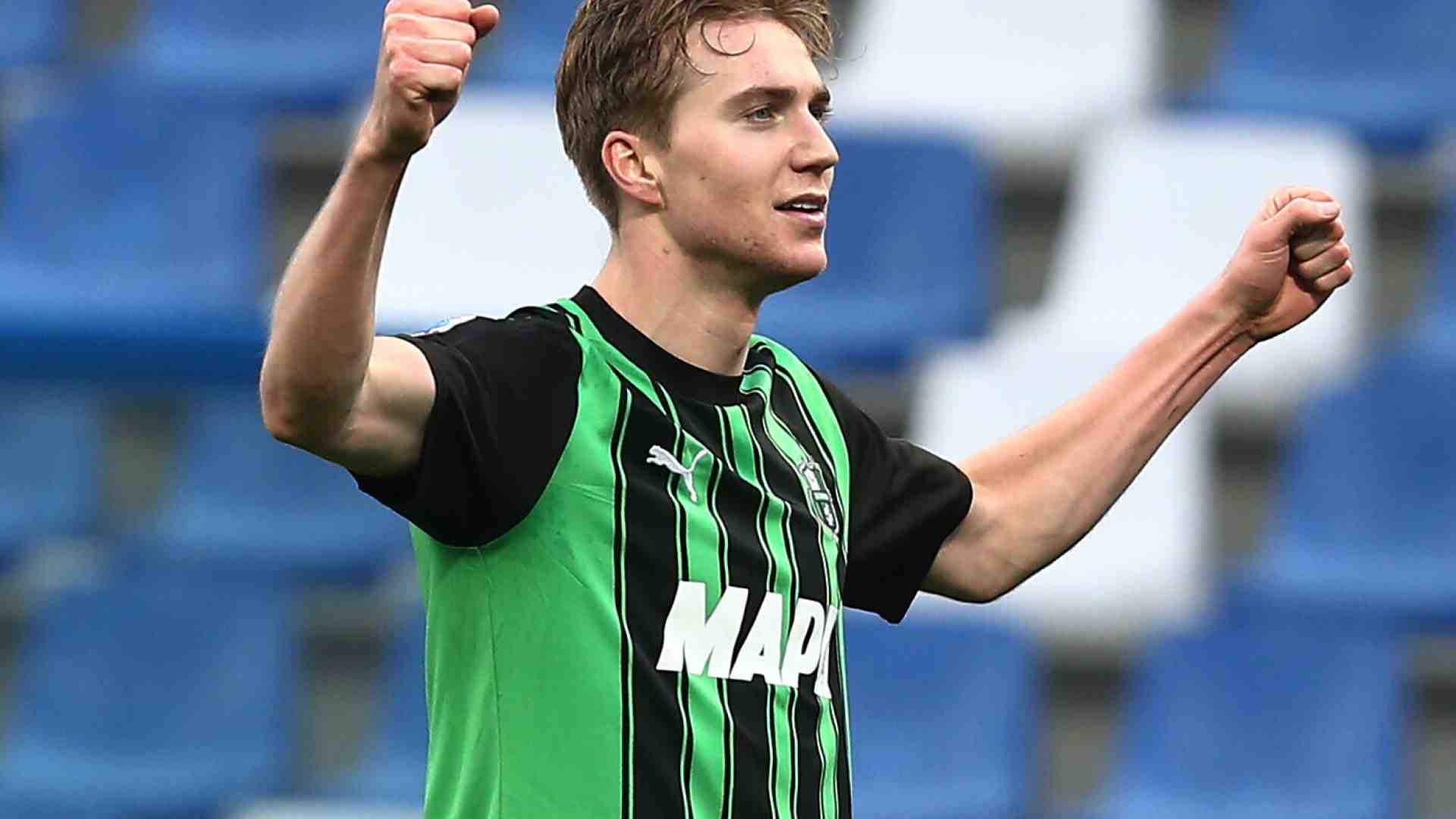 La compostezza di Kristian Thorstvedt in un calcio dove il Var ha amplificato la non fiducia tra calciatori e arbitri