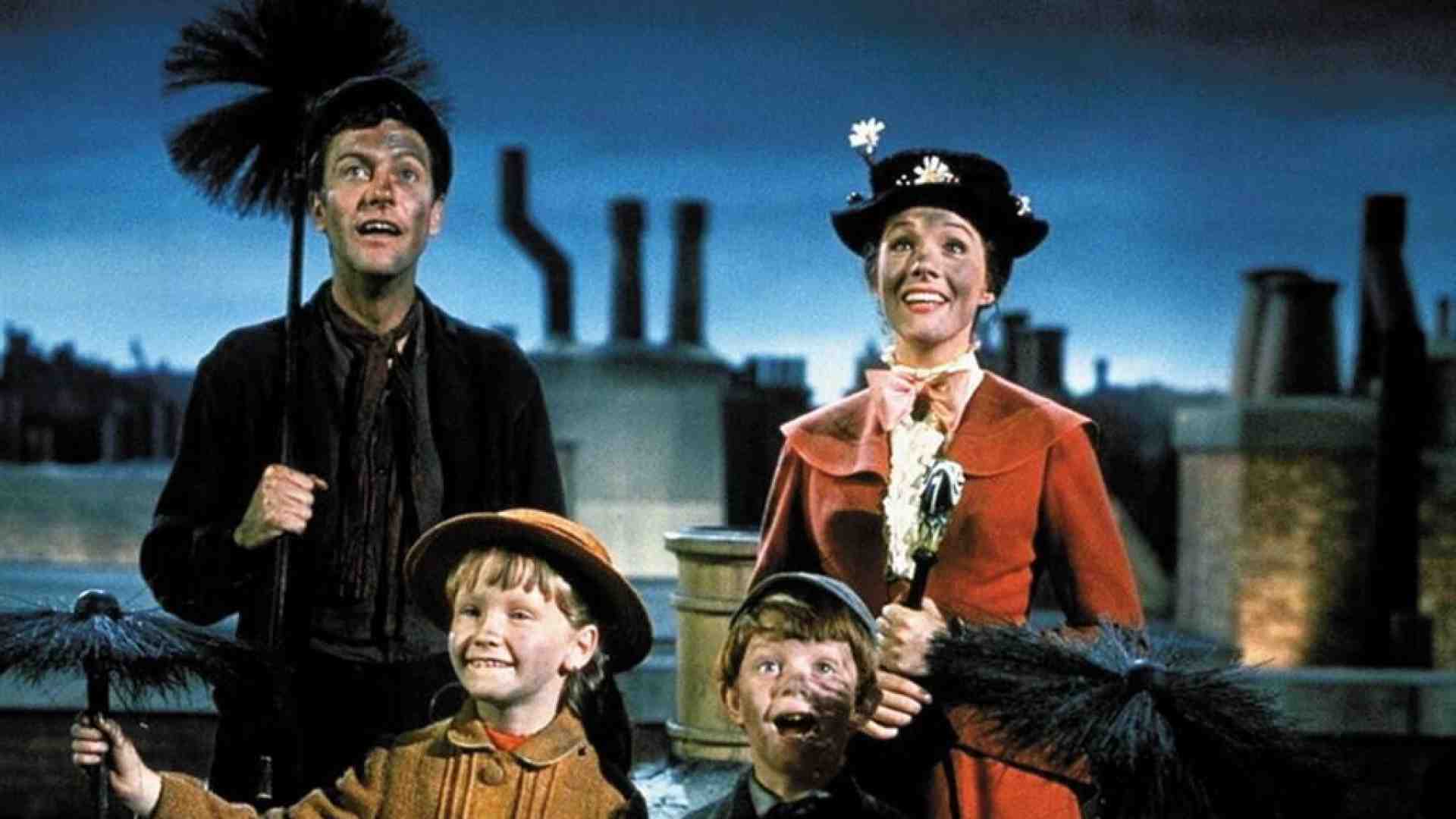 Mary Poppins no: la frusta moralista colpisce anche la tata volante