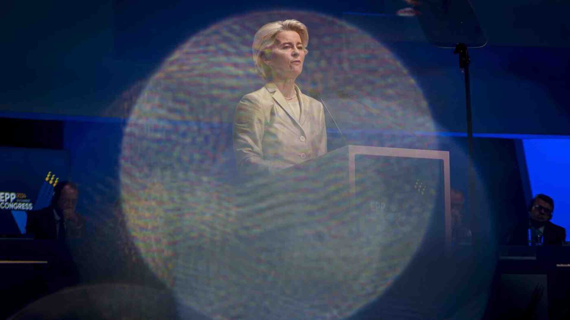 La conferma di Ursula von der Leyen non è così scontata. Lo scetticismo di Renzi e Macron