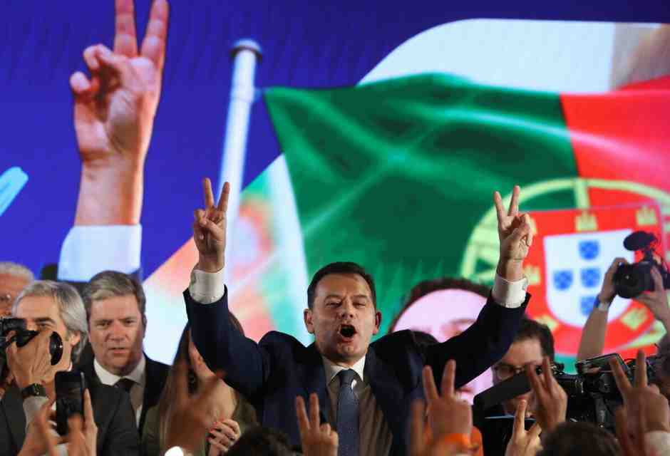 In Portogallo il centrodestra vince di misura, ma non c'è maggioranza senza Chega