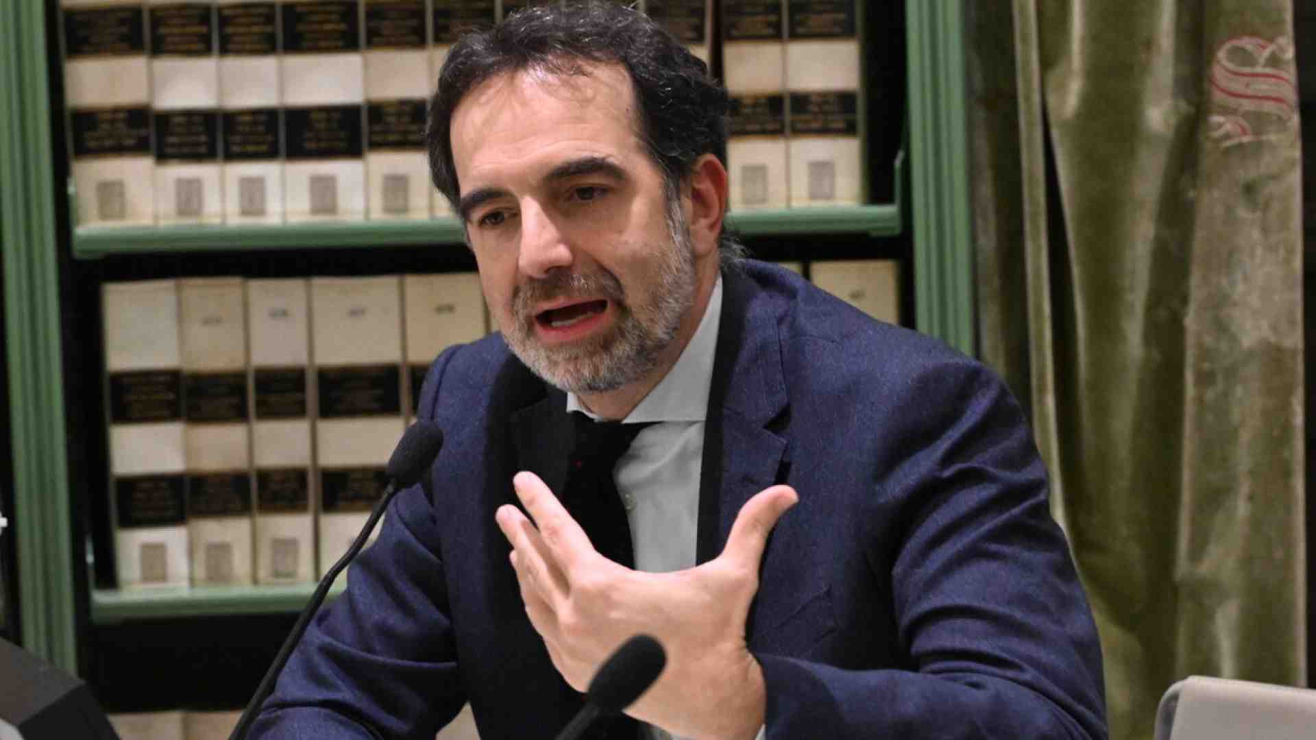 L’Abruzzo dice che il centro serve. E il Pd che fa? Parla Alessandro Alfieri