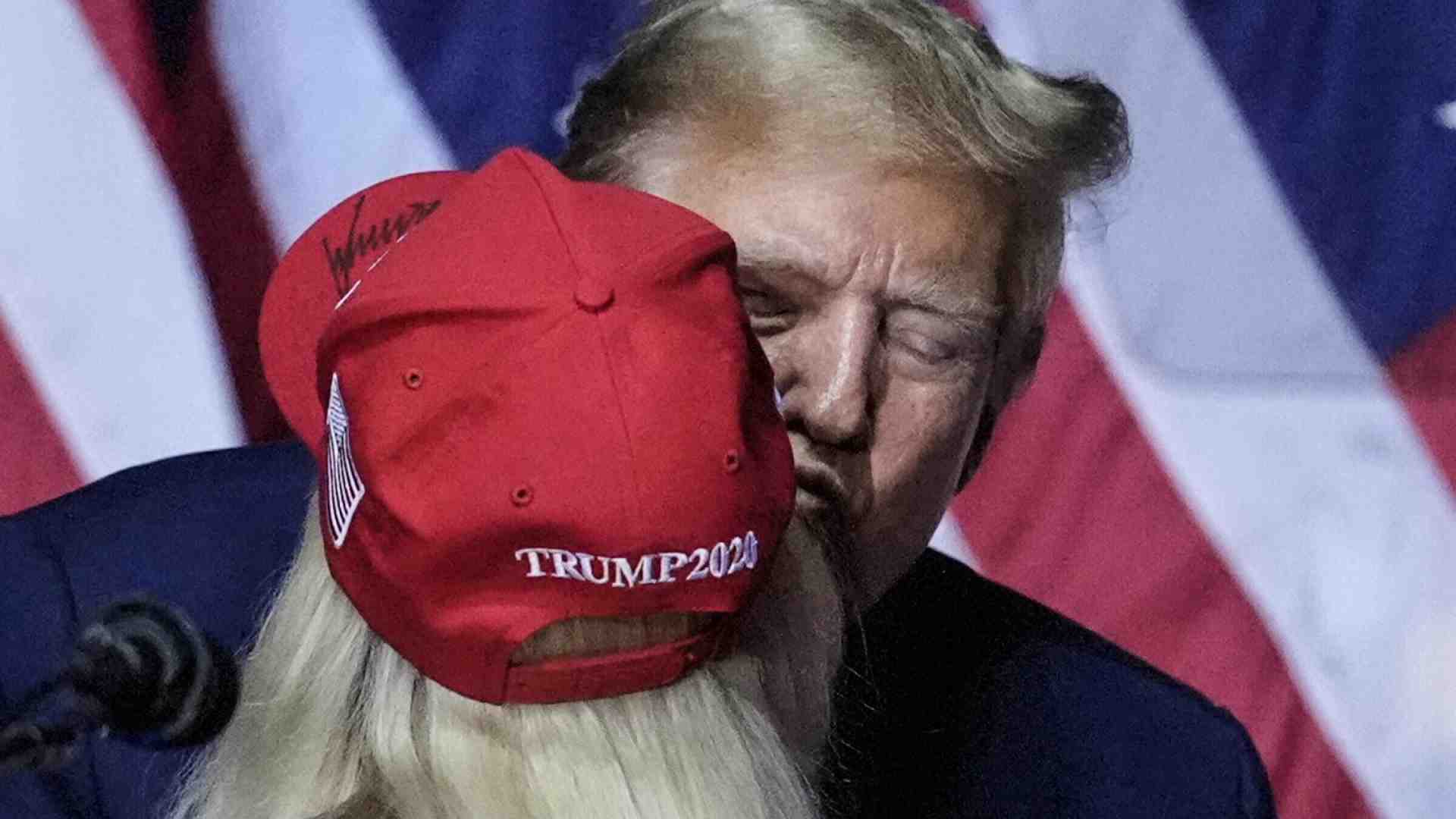 Quante contorsioni Trump impone al Partito repubblicano