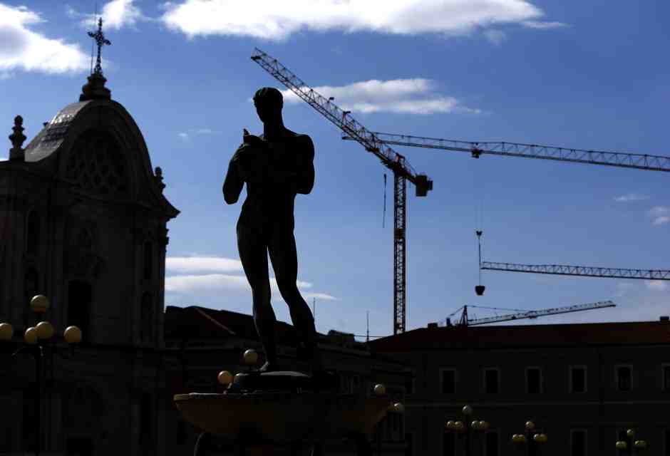 Capitale della cultura e del culto. E per cominciare chiamatela Aquila