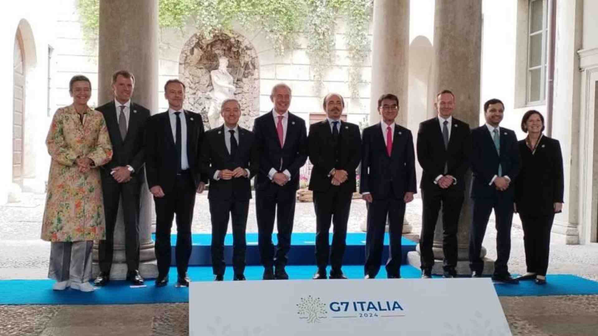 Il G7 chiede uno sviluppo etico per l'Intelligenza artificiale