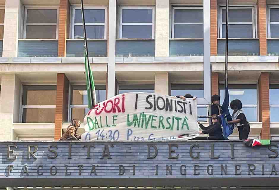 Dai contestatori di Molinari alla curva della Fiorentina: potere agli antisemiti
