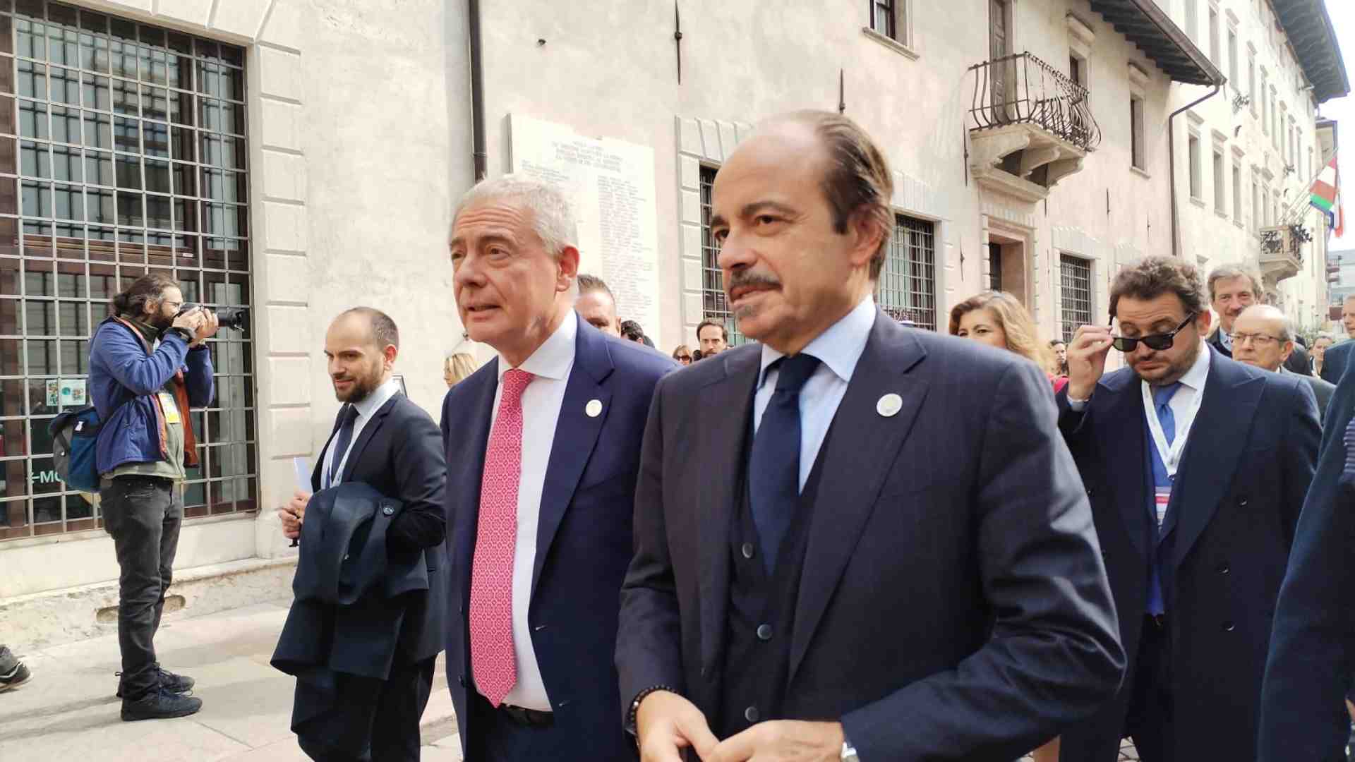 C’eravamo tanto odiati. Multinazionali in Italia, la destra ci ripensa