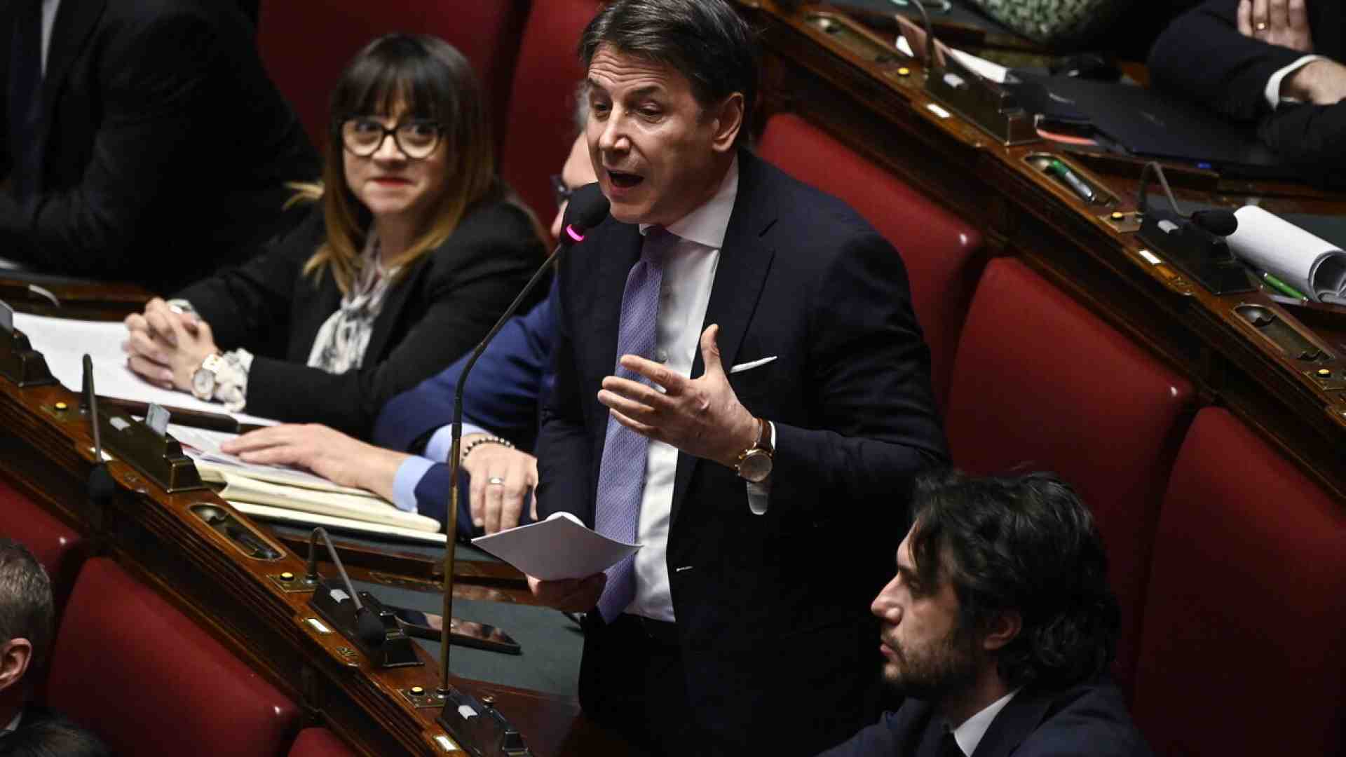 Schlein e Conte all'attacco di Meloni: gli interventi alla Camera