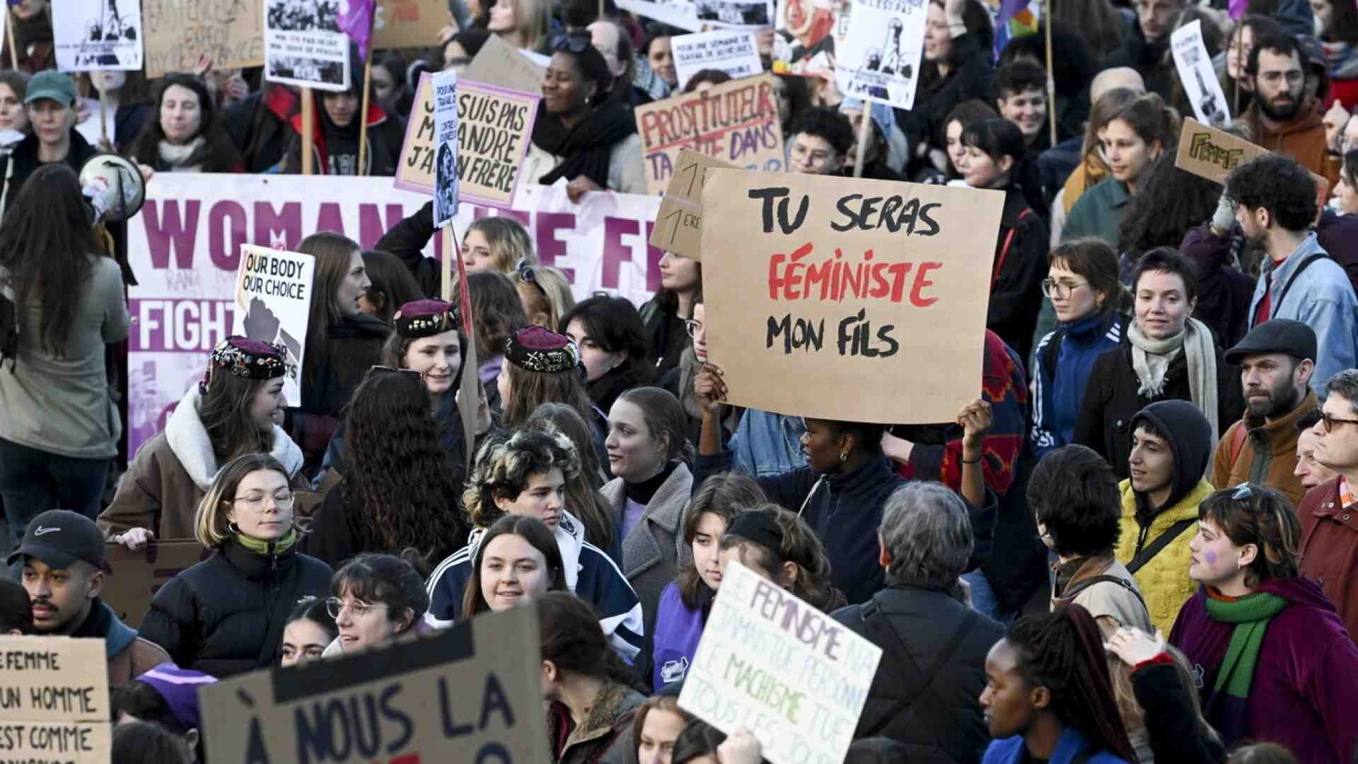 La mutilazione genitale post aborto e il regresso nella libertà delle donne
