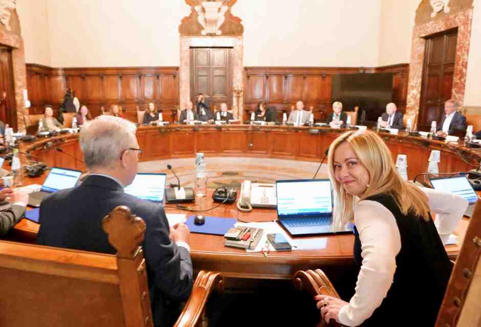 La zona rossa di Meloni: Cdm con ingressi contingentati e aree off limits contro le fughe di notizie