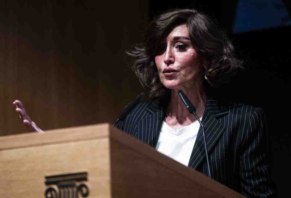 L'appello del ministro Bernini dopo l'incontro con i rettori: "Basta violenza"