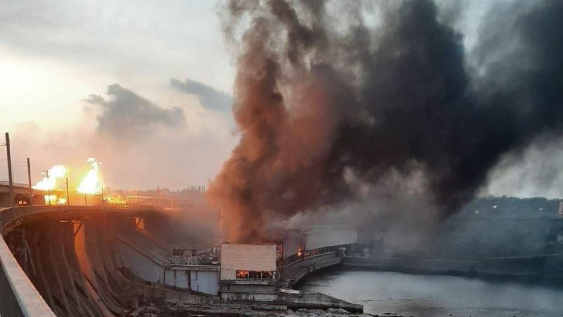 Missili russi su tutta l'Ucraina: senza elettricità milioni di persone